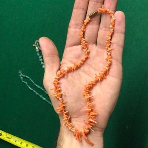 Vintage Pink 🪸 Coral Hawaiian 🌺  necklace